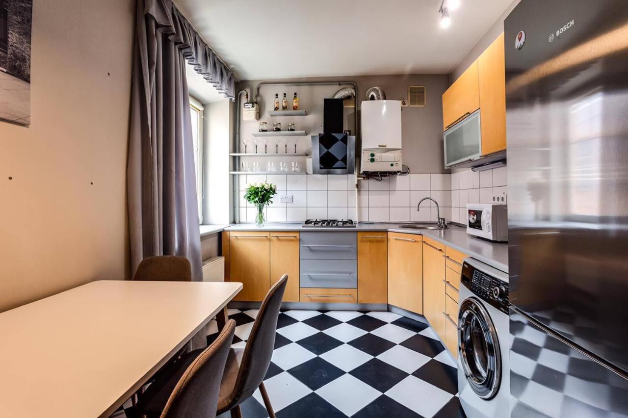 Apartamenty On Knyazya Romana Lviv Luaran gambar