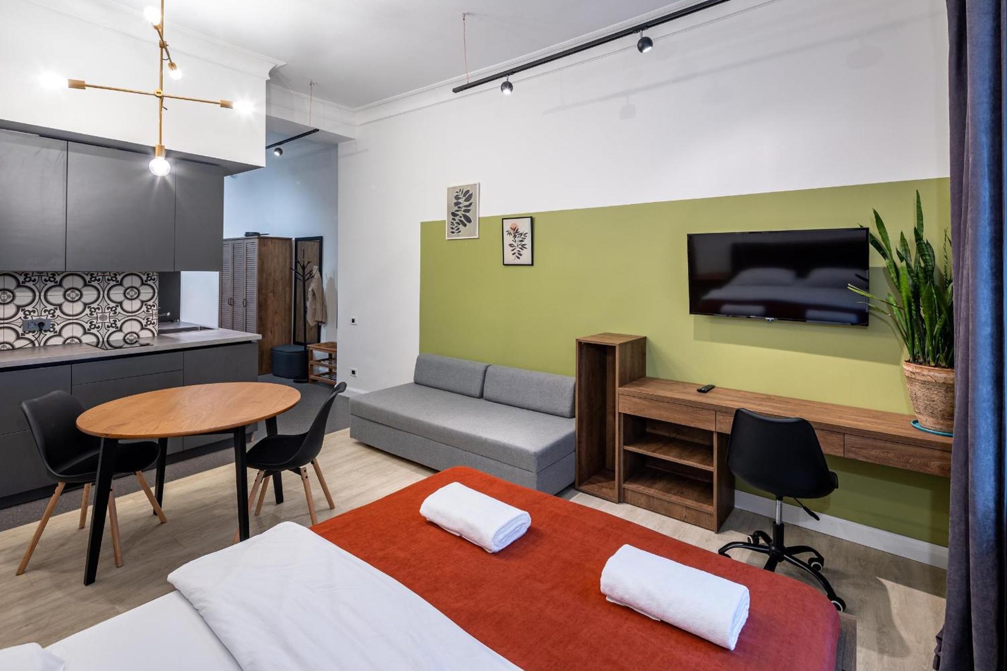 Apartamenty On Knyazya Romana Lviv Luaran gambar