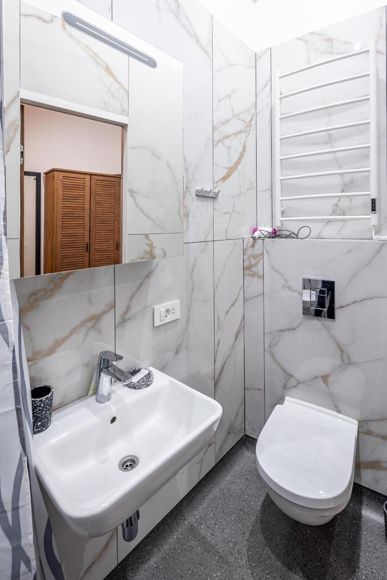 Apartamenty On Knyazya Romana Lviv Luaran gambar