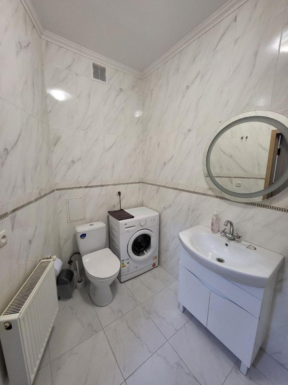 Apartamenty On Knyazya Romana Lviv Luaran gambar