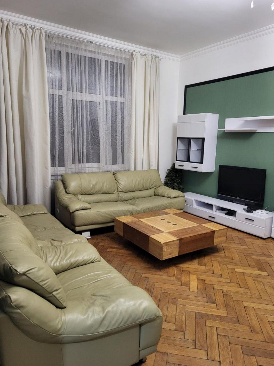 Apartamenty On Knyazya Romana Lviv Luaran gambar