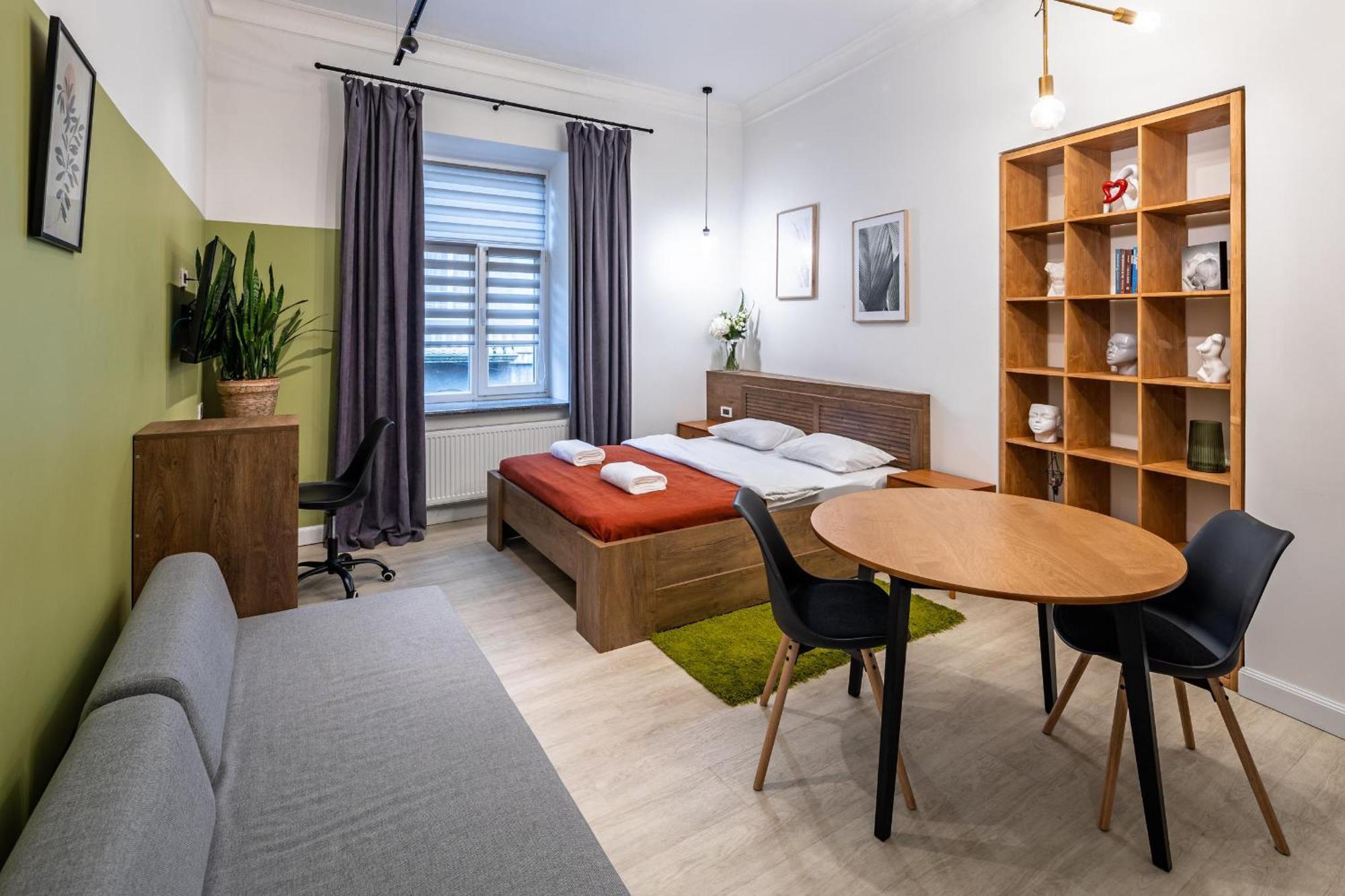 Apartamenty On Knyazya Romana Lviv Luaran gambar